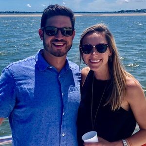 Meet your Posher, Leslie